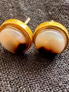 Madewell Gold-Tone Agate Stud Earrings - Cream & Brown